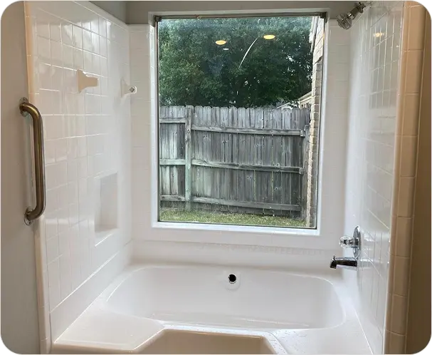 Repainted bathtub with smooth porcelain-like surface
